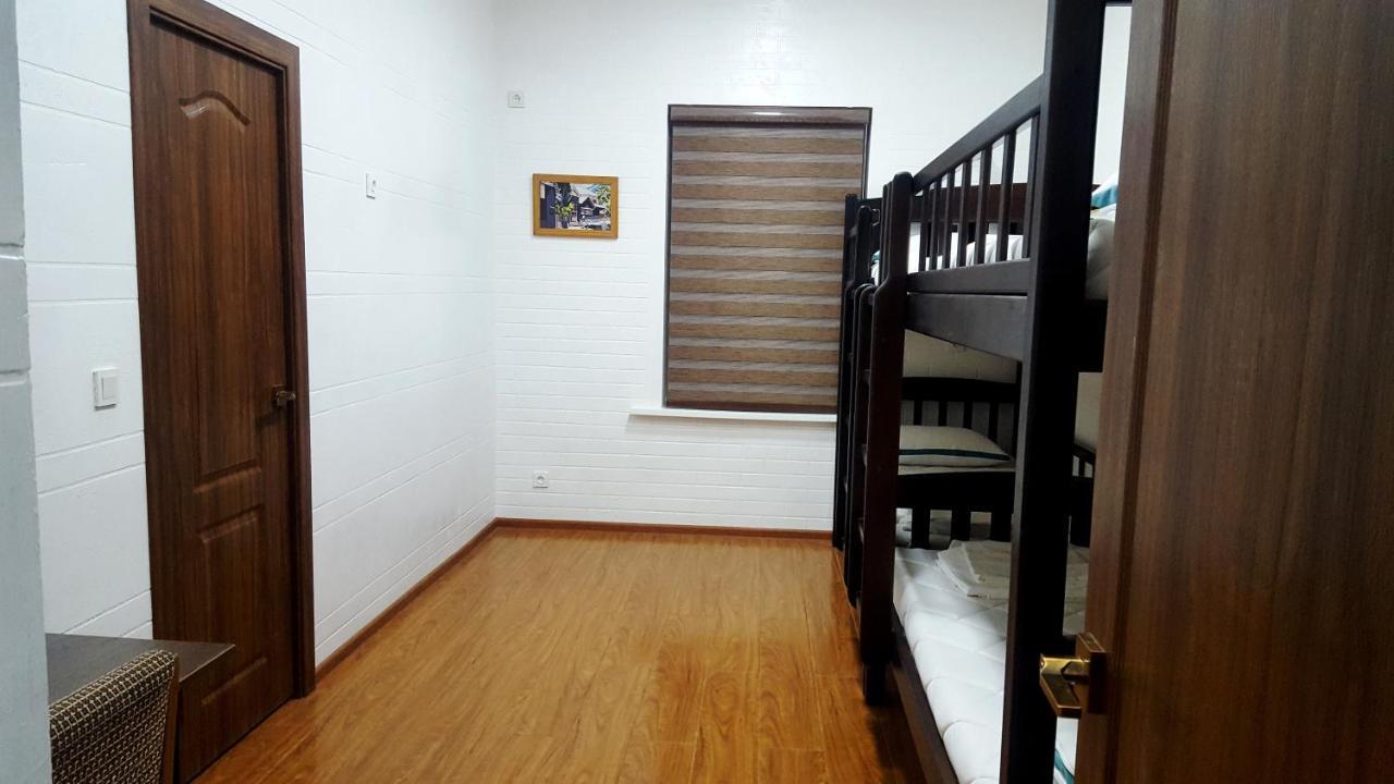Hostel Bravo Фергана Экстерьер фото